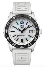 Load image into Gallery viewer, Luminox 3128