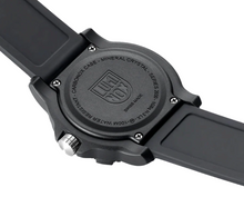 Load image into Gallery viewer, LUMINOX 2045, MANTA RAY