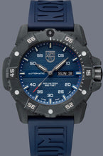 Load image into Gallery viewer, Luminox 3863