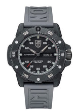 Load image into Gallery viewer, Luminox 3862 Automatic
