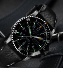 Load image into Gallery viewer, Luminox 0921 Automatic Sport Timer
