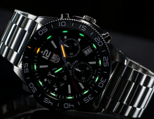 Load image into Gallery viewer, Luminox 3142
