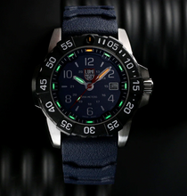 Load image into Gallery viewer, LUMINOX 3253.CB, NAVY SEAL STEEL, DIVE WATCH
